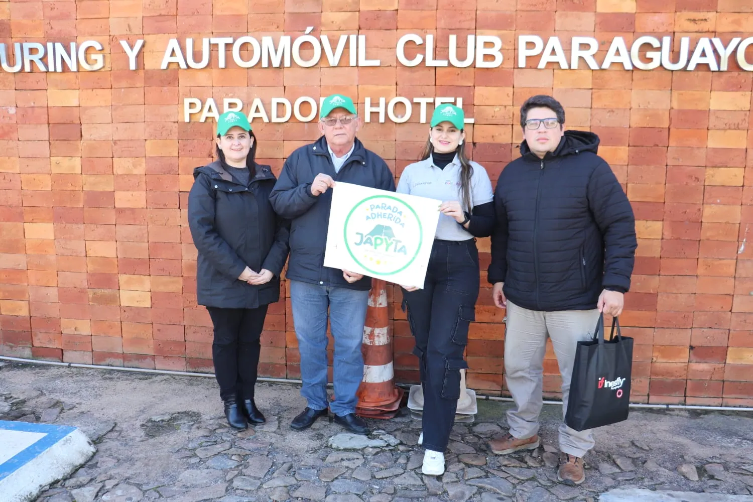 Portada Parador del Touring Club