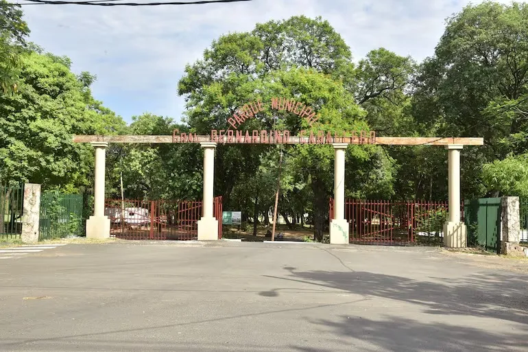 Portada PARQUE MUNICIPAL BERNARDINO CABALLERO