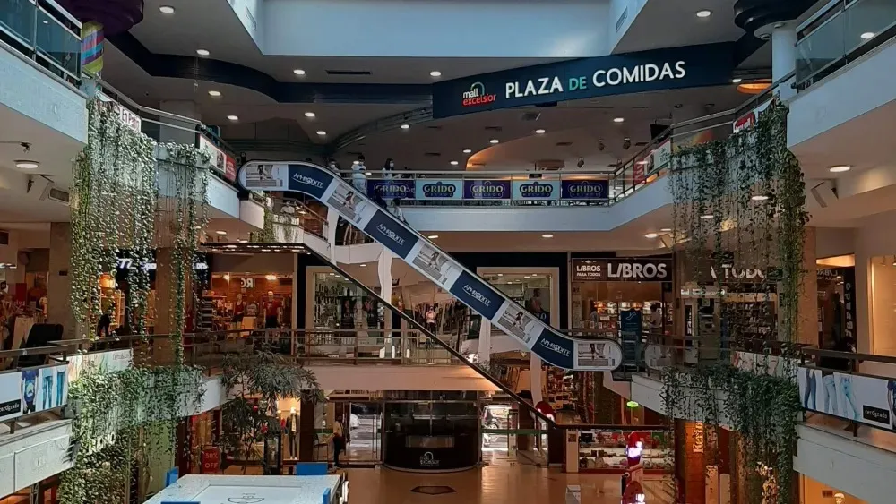 Portada MALL EXCELSIOR