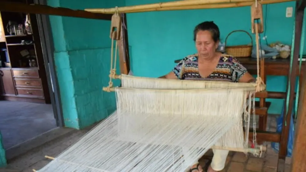 TALLER DE PRODUCCIÓN - ARTESANA EUSEBIA GARCETE