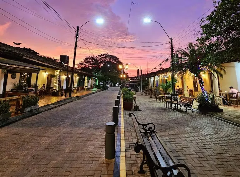 PEATONAL HISTÓRICA DE LUQUE