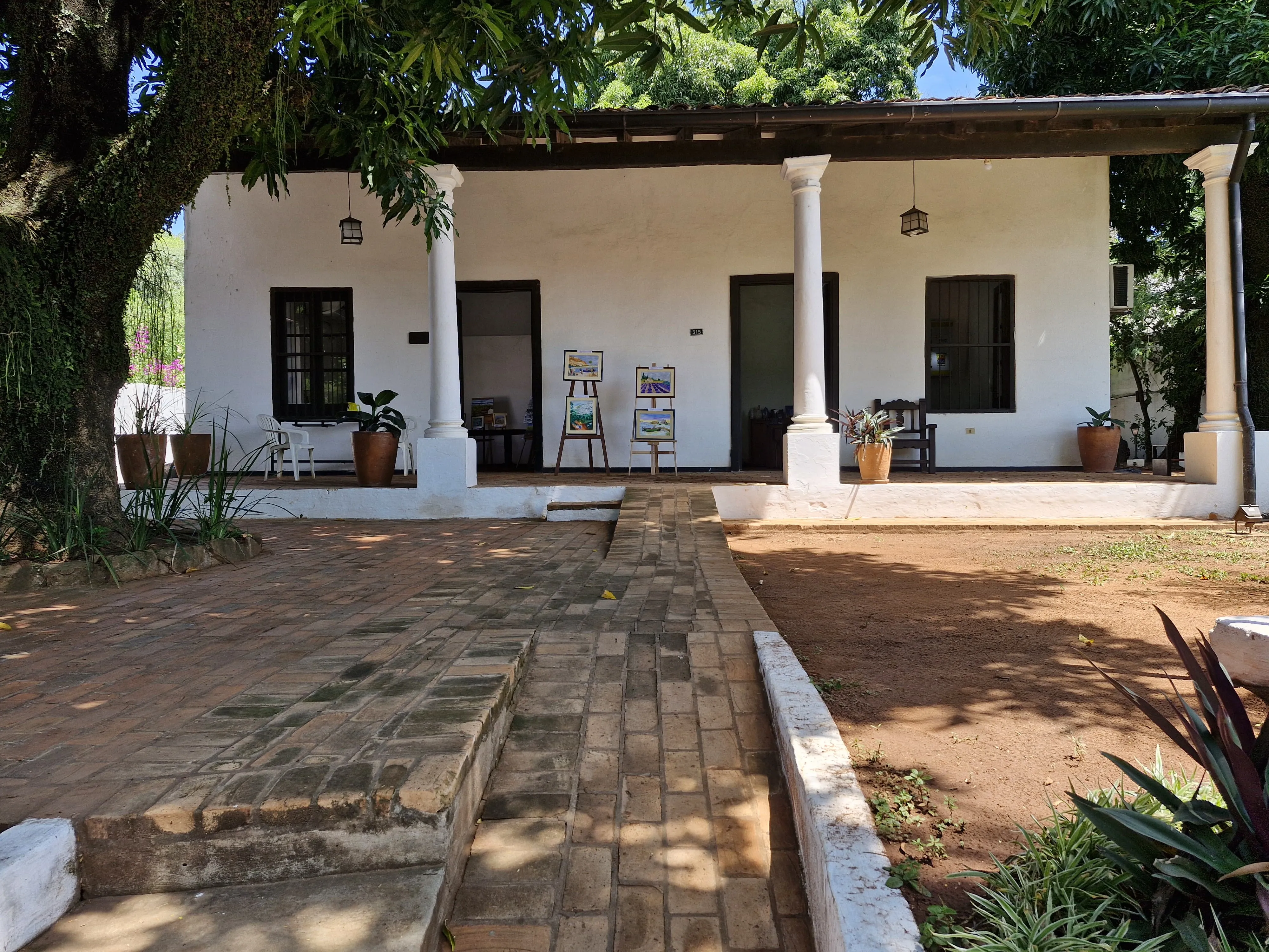 Portada CENTRO DE INFORMACIONES TURÍSTICAS - AREGUA